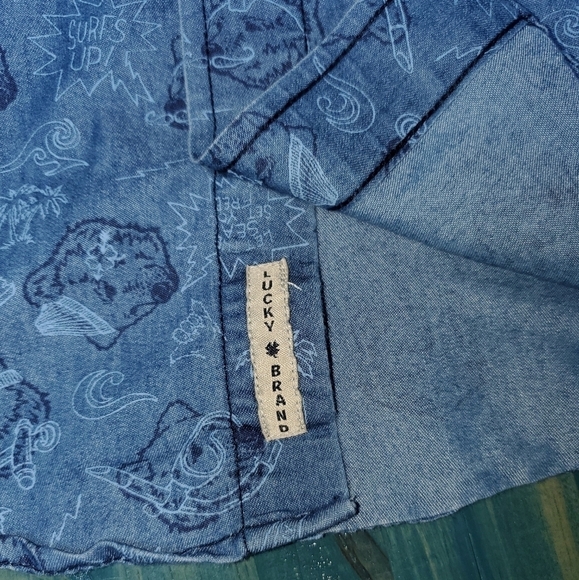 Lucky Brand Boys buttondown with bear pattern Medium - Picture 6 of 8